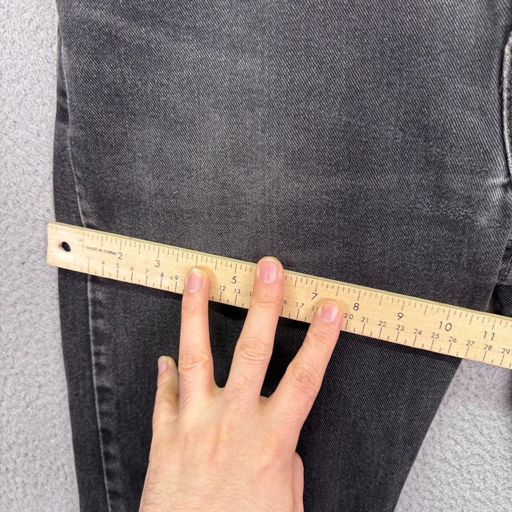 VTG Levis Jeans Mens 33x32 Black 505 Distressed Grunge Punk‎ Goth Indie Denim